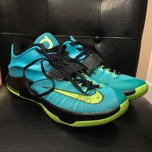 Men KD 7